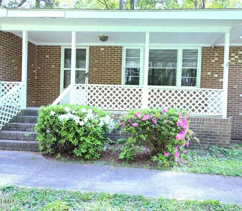323 Ranch Farm Rd, Raleigh, NC 27603