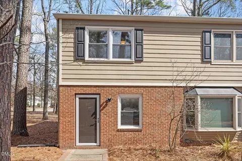 107 Cooper Glen Pl UNIT 2, Chapel Hill, NC 27517