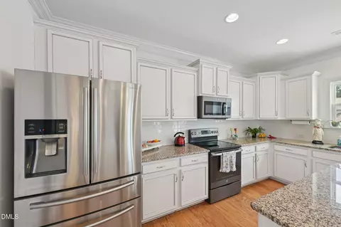 Kitchen - 1017 Searstone Ct, Durham, NC 27713 photo 3 of 6
