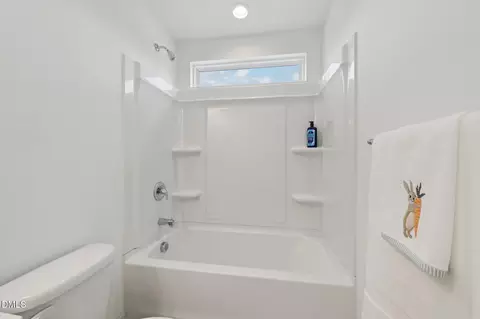 Bath - 1017 Searstone Ct, Durham, NC 27713 photo 3 of 6