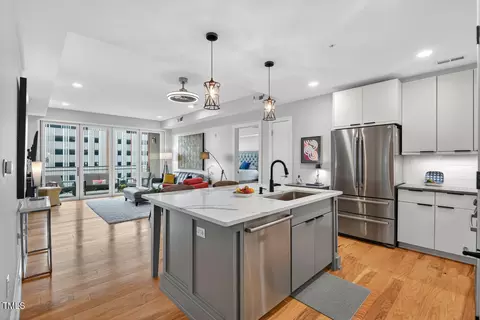 400 Hunt St UNIT 406, Durham, NC 27701