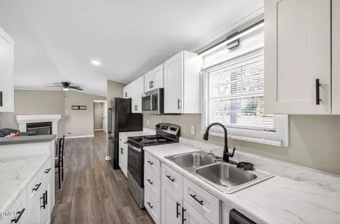 2001 Auburn Rd, Raleigh, NC 27610