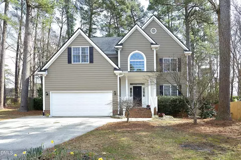4 Hidcote Cir, Durham, NC 27713