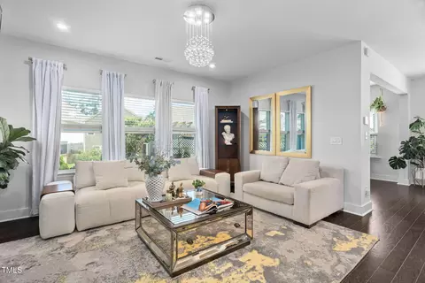 233 Sage Oak Ln, Holly Springs, NC 27540