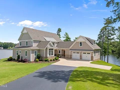 976 Estate Rd, Semora, NC 27343