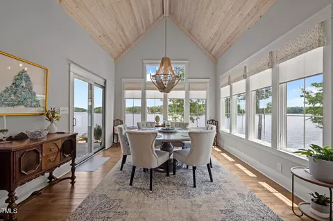 Dining - 976 Estate Rd, Semora, NC 27343 photo 2 of 2