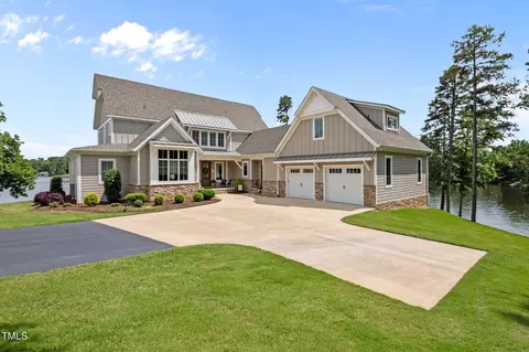 976 Estate Rd, Semora, NC 27343