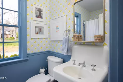 Bath - 3433 Dover Rd, Durham, NC 27707 photo 5 of 7