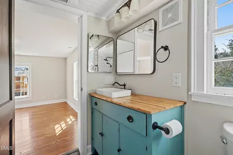 Bath - 321 E Branch St, Spring Hope, NC 27882 photo 3 of 4
