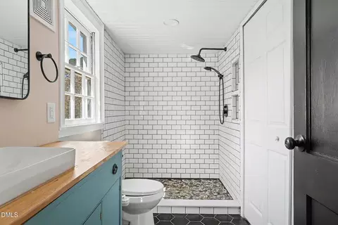 Bath - 321 E Branch St, Spring Hope, NC 27882 photo 4 of 4