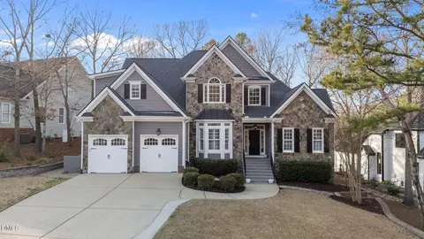 217 Hein Dr, Clayton, NC 27527