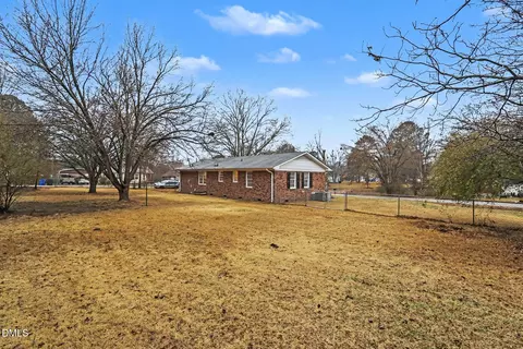 Exterior - 191 S Ida St, Coats, NC 27521 photo 1 of 2