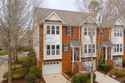 101 Riverwalk Ln, Carrboro, NC 27510