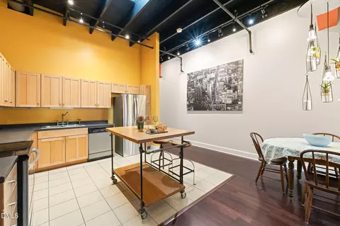 Kitchen - 208 Rigsbee Ave # 206, Durham, NC 27701 photo 4 of 4