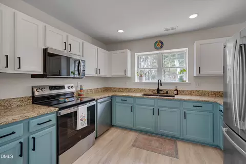 Kitchen - 4506 Dolwick Dr, Durham, NC 27713 photo 1 of 3