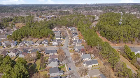 View/Area - 4506 Dolwick Dr, Durham, NC 27713 photo 7 of 9