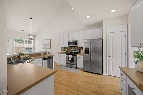 7714 Cloudview Ln, Raleigh, NC 27613 photo 17