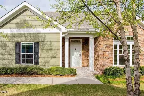 1503 Orchard Villas Ave, Apex, NC 27502