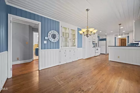 Dining - 1103 Guy Ave, Dunn, NC 28334 photo 1 of 2