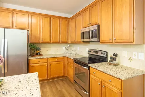 Kitchen - 6 Dawson Ct, Durham, NC 27703 photo 4 of 4