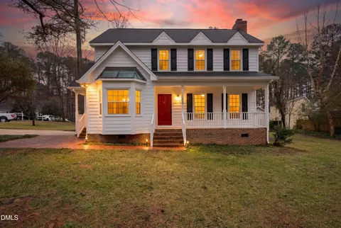 204 Phauff Ct, Cary, NC 27513