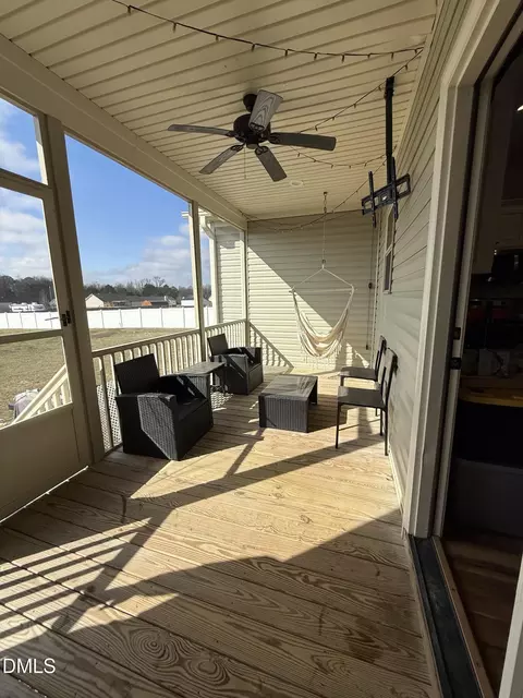 41 Clipper Ln, Smithfield, NC 27577 photo 9