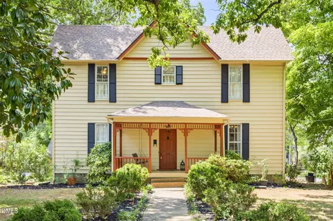 916 W Davis St, Burlington, NC 27215