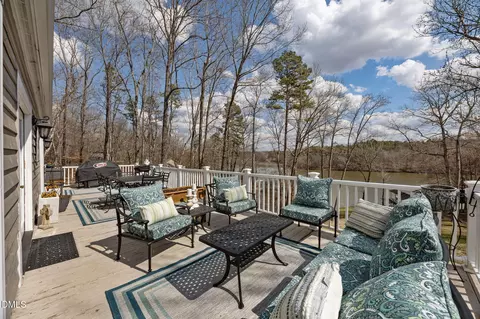 Exterior - 181 Stonegate Dr, Roxboro, NC 27574 photo 5 of 8