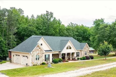 413 Johnson Town Rd, Zebulon, NC 27597