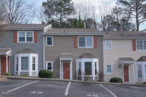 549 Darby Glen Ln, Durham, NC 27713