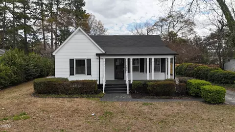 108 N Watauga Ave, Dunn, NC 28334
