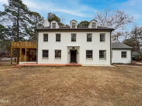 1703 Raeford Rd, Fayetteville, NC 28305