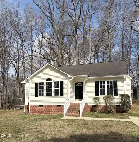 704 Southampton Dr, Knightdale, NC 27545