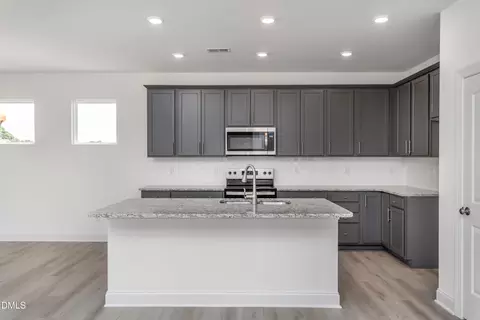 Kitchen - 244 Black Forest Pointe Trl, Benson, NC 27504 photo 3 of 4