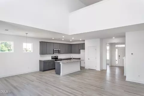 Kitchen - 244 Black Forest Pointe Trl, Benson, NC 27504 photo 4 of 4