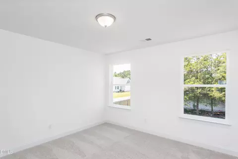 Bedroom - 244 Black Forest Pointe Trl, Benson, NC 27504 photo 5 of 5