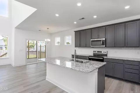 Kitchen - 244 Black Forest Pointe Trl, Benson, NC 27504 photo 2 of 4