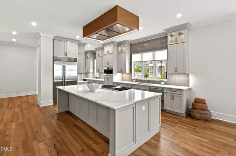 Kitchen - 1614 Carson St, Raleigh, NC 27608 photo 2 of 7