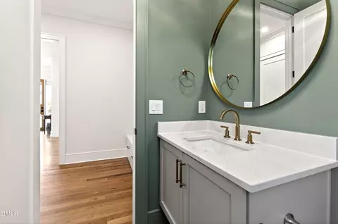 Bath - 1614 Carson St, Raleigh, NC 27608 photo 1 of 9