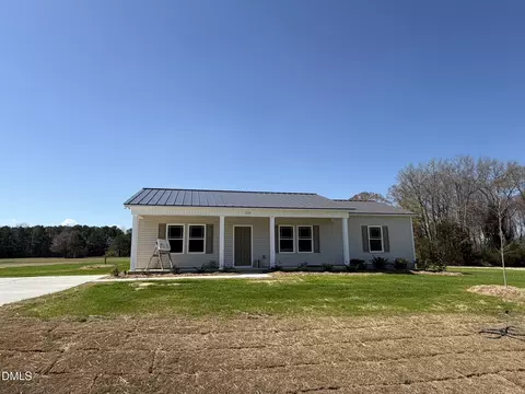 219 Jacobs Ridge Dr, Four Oaks, NC 27524