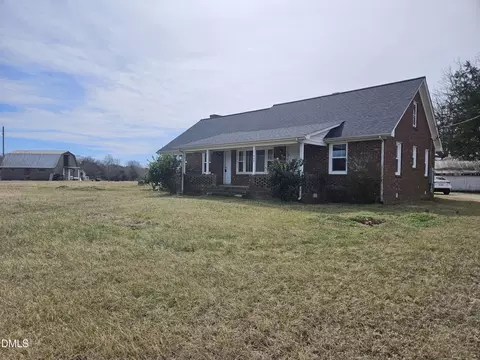 908 Boone Rd, Burlington, NC 27217