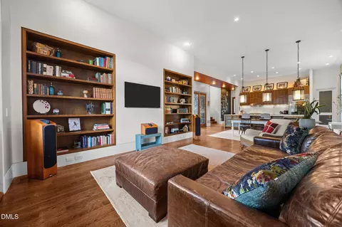 550 Edenton St, Raleigh, NC 27601