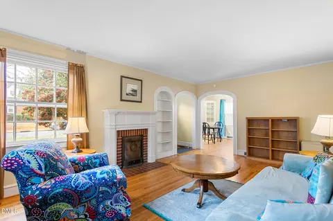 218 Rolling Rd, Burlington, NC 27217 photo 3
