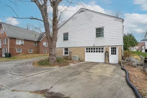 218 Rolling Rd, Burlington, NC 27217 photo 25