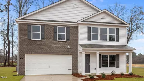 102 Claude St, La Grange, NC 28551