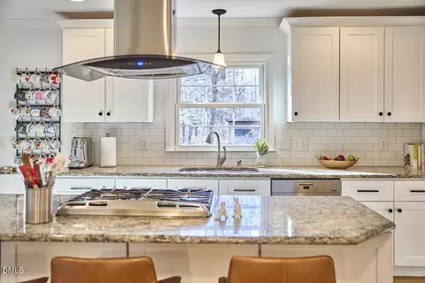 Kitchen - 4 Harvey Pl, Durham, NC 27705 photo 7 of 10