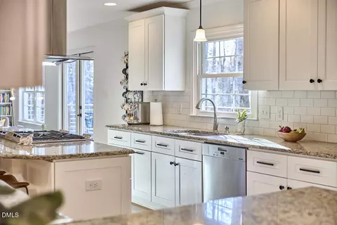 Kitchen - 4 Harvey Pl, Durham, NC 27705 photo 5 of 10