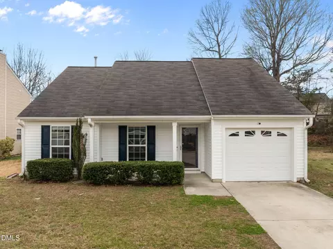 5015 Croftwood Dr, Raleigh, NC 27616