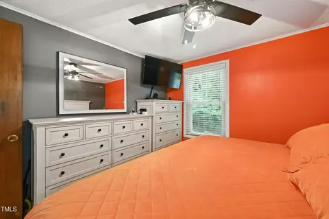 Bedroom - 212 Hemlock Dr, Durham, NC 27705 photo 3 of 3