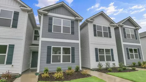 101 Holmes Corner Dr, Smithfield, NC 27577 photo 2